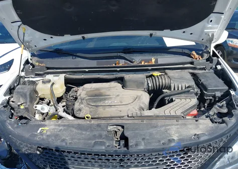 2018 Chrysler Pacifica Touring Plus из США, поврежденный, VIN 2C4RC1FG5JR228429